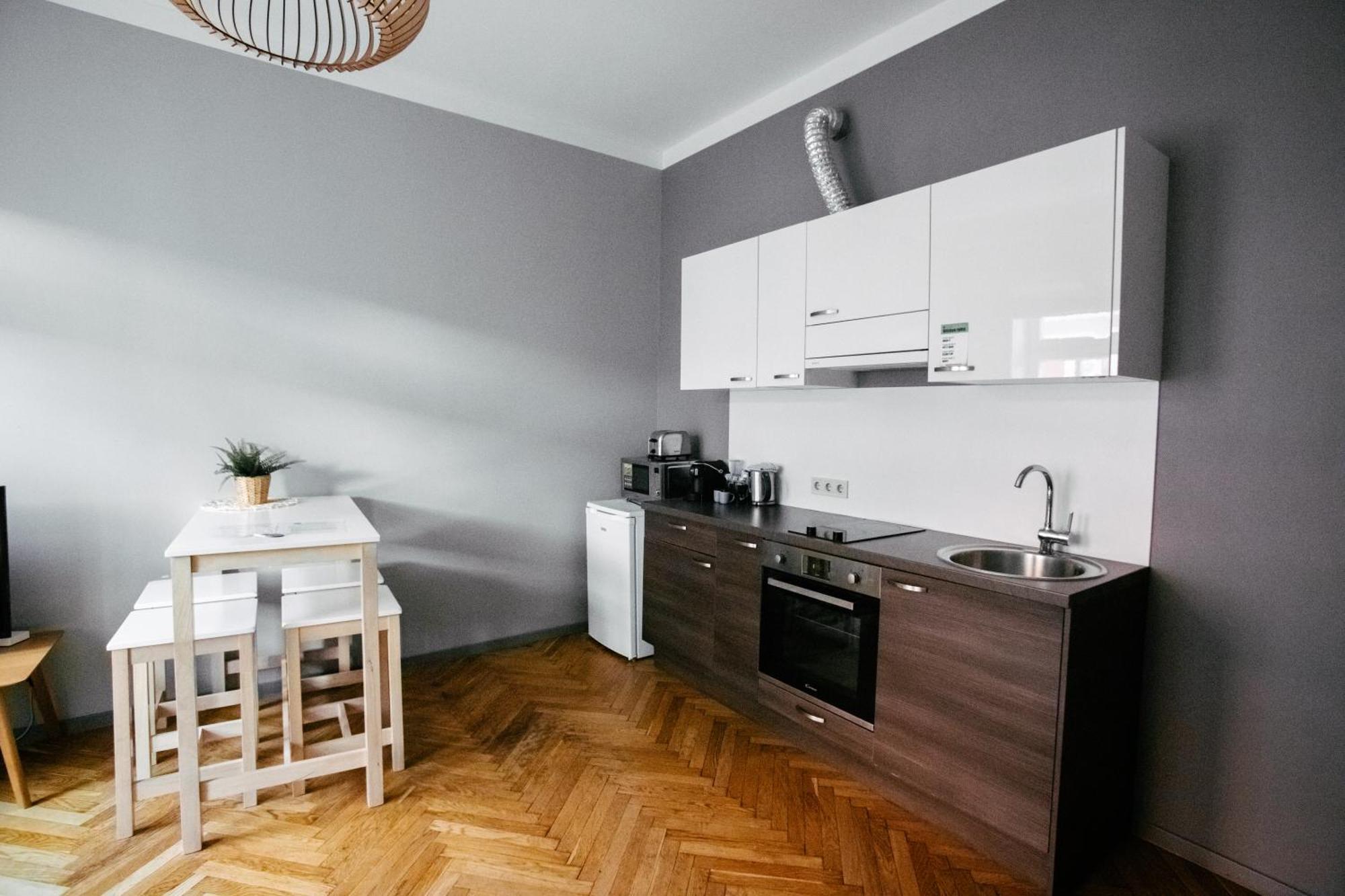 Greystone Suites & Apartments Riga Kamer foto