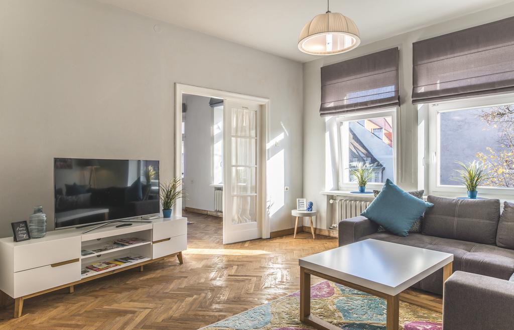 Greystone Suites & Apartments Riga Buitenkant foto