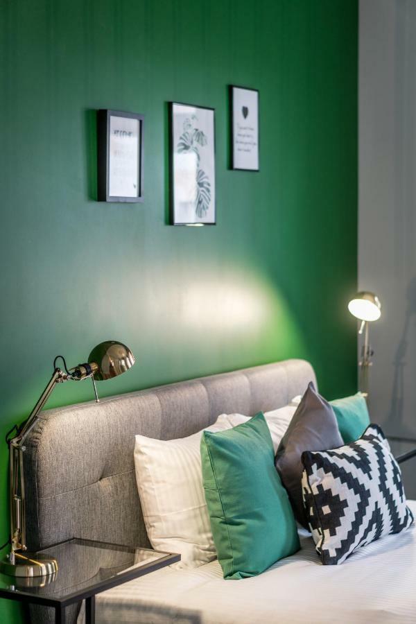 Greystone Suites & Apartments Riga Buitenkant foto