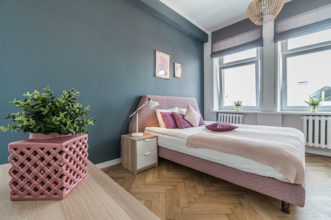 Greystone Suites & Apartments Riga Buitenkant foto